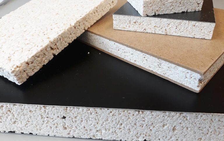 Leichtbauplatte mit Popcorn-Kern - Expandierte Maiszellulose für