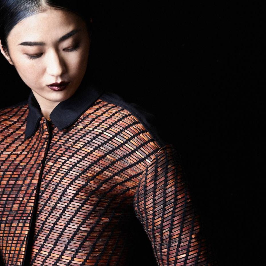 Orgatec 2024 - Circular Biomaterials Woven Bark Jacket - Charlett Wenig - Designhaus Darmstadt