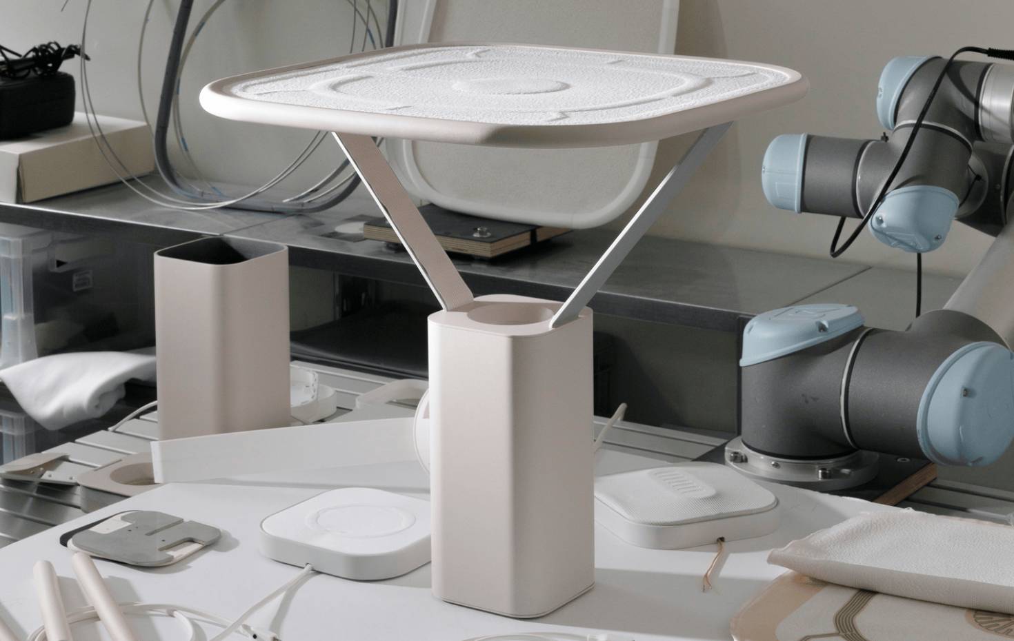 WINT Design Lab Liquid Metal Textil Lamp