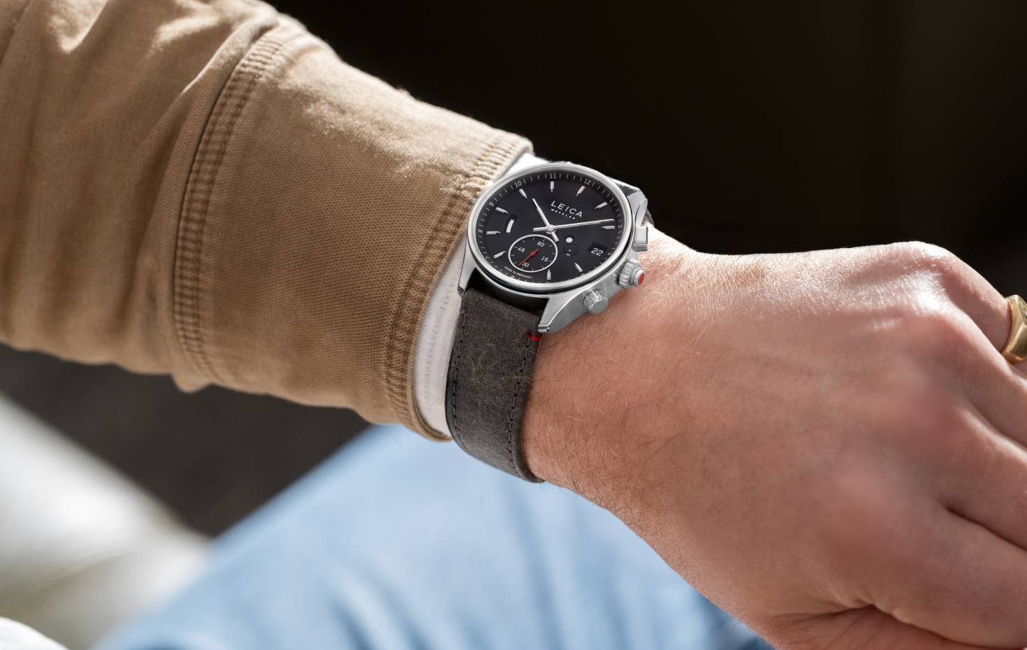 Leica Uhr Watch mit LOVR Revoltech Armband Strap